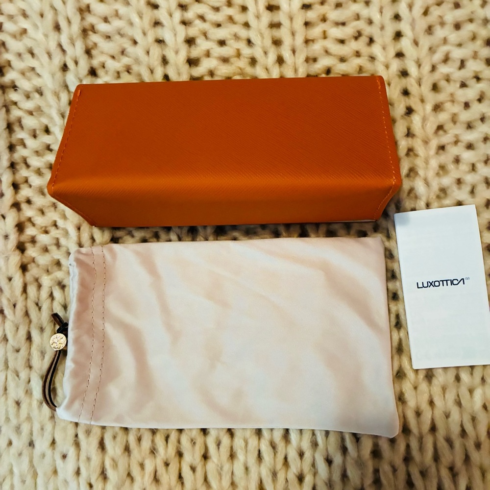 Tory Burch Orange Sunglass Case Triangular NWT & … - image 3